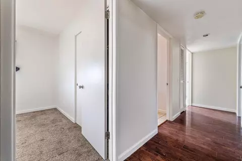 Entry Way - 515 E St, Galt, CA 95632 photo 7 of 13