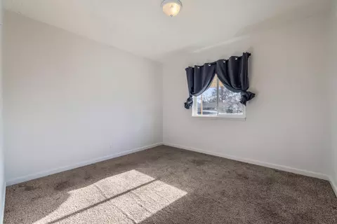 Bedroom - 515 E St, Galt, CA 95632 photo 1 of 4
