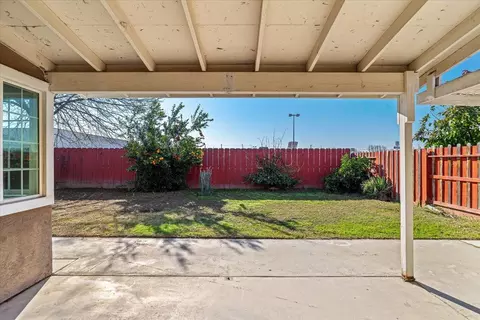 Exterior - 1332 Bluejay Way, Modesto, CA 95351 photo 5 of 11