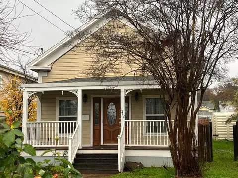 312 S Church St, Ione, CA 95640