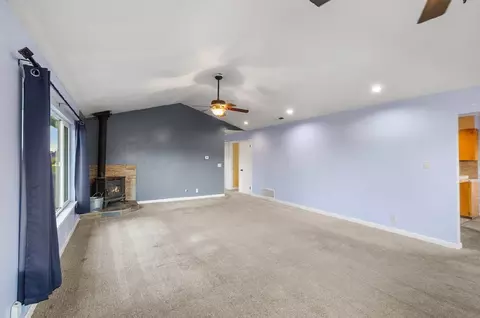 Living - 3402 Burson Rd, Burson, CA 95225 photo 3 of 5