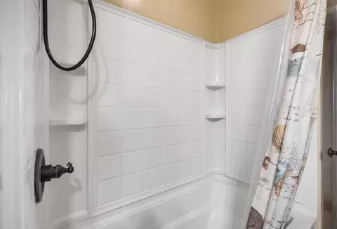 Bath - 3402 Burson Rd, Burson, CA 95225 photo 3 of 8