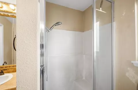 Bath - 3402 Burson Rd, Burson, CA 95225 photo 5 of 8