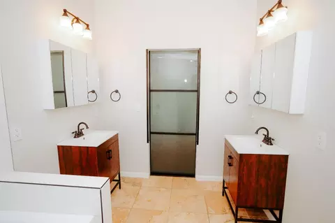 Bath - 1325 Boole Rd, Applegate, CA 95703 photo 4 of 6