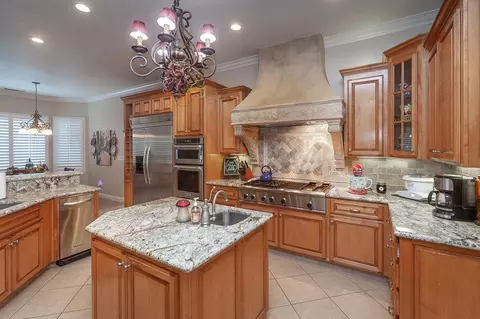 Kitchen - 1111 Brighton Way, Lodi, CA 95242 photo 6 of 11