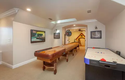 Entry Way - 1111 Brighton Way, Lodi, CA 95242 photo 3 of 4