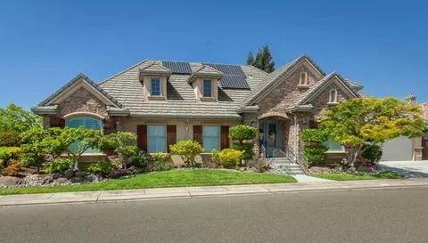 Exterior - 1111 Brighton Way, Lodi, CA 95242 photo 2 of 14