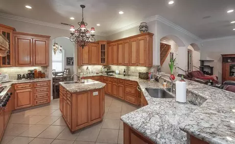 Kitchen - 1111 Brighton Way, Lodi, CA 95242 photo 2 of 11