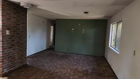 Living - 2332 Venus Way, Redding, CA 96002 photo 1 of 2