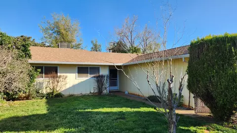 Exterior - 2332 Venus Way, Redding, CA 96002 photo 3 of 9