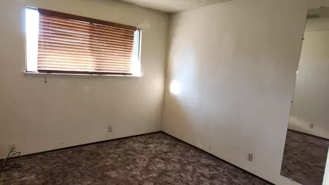 Bedroom - 2332 Venus Way, Redding, CA 96002 photo 3 of 6