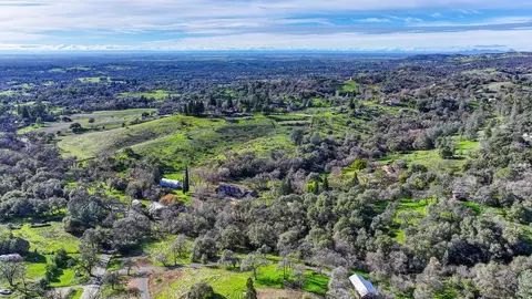 3900 Cold Stream Rd, Auburn, CA 95602