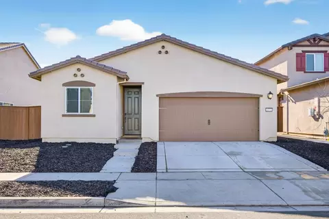1272 Roberts Dr, Woodland, CA 95776