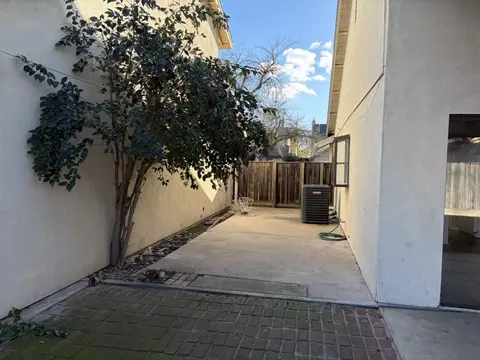 2401 Walnut Grove Way, Modesto, CA 95355 photo 20