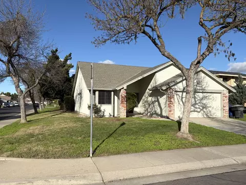 2401 Walnut Grove Way, Modesto, CA 95355 photo 2