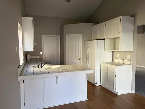 2401 Walnut Grove Way, Modesto, CA 95355 photo 8