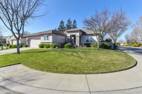 2625 Emerald Bay Ln, Elk Grove, CA 95758