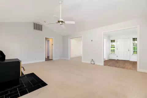 Living - 16004 Perimeter Rd, Grass Valley, CA 95949 photo 3 of 6