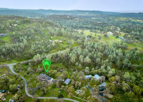 View/Area - 16004 Perimeter Rd, Grass Valley, CA 95949 photo 3 of 4