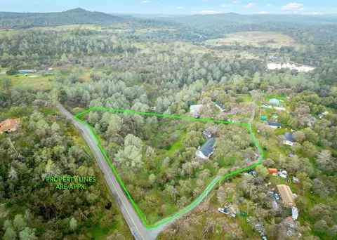 View/Area - 16004 Perimeter Rd, Grass Valley, CA 95949 photo 4 of 4