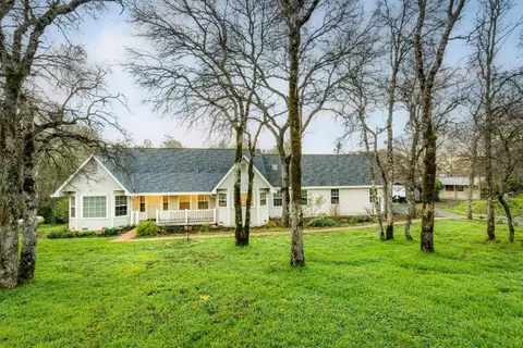 Exterior - 16004 Perimeter Rd, Grass Valley, CA 95949 photo 3 of 34