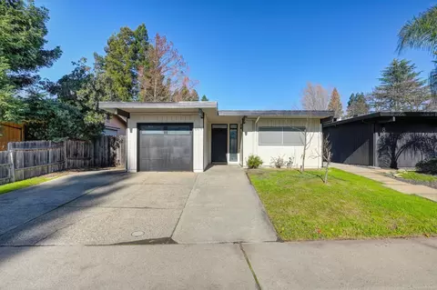8819 Sharkey Ave, Elk Grove, CA 95624