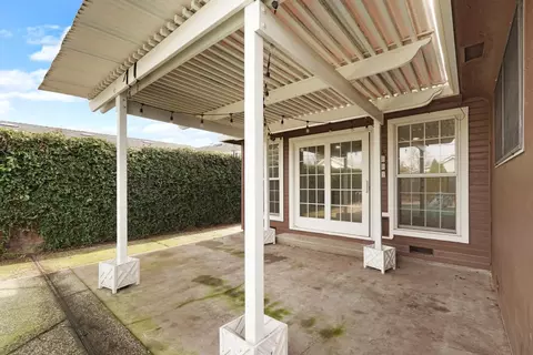 Exterior - 1525 W Vine St, Lodi, CA 95242 photo 8 of 8