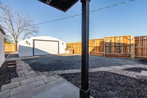 1665 Lois Way, Ceres, CA 95307 photo 34