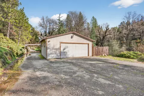 3930 Cedar Ravine Rd, Placerville, CA 95667 photo 2