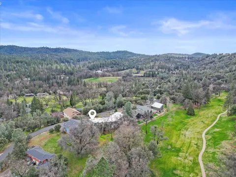 19096 Dyer Ct #1, Groveland, CA 95321