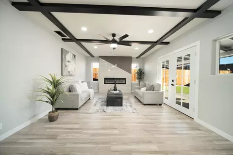 Living - 776 Folsom Way, Manteca, CA 95337 photo 1 of 1