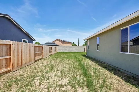 Exterior - 1633 Hansen Ranch Rd, Olivehurst, CA 95961 photo 6 of 6