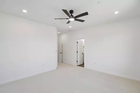 Bedroom - 1633 Hansen Ranch Rd, Olivehurst, CA 95961 photo 7 of 7