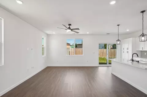 Living - 1633 Hansen Ranch Rd, Olivehurst, CA 95961 photo 6 of 6