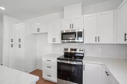 Kitchen - 1639 Hansen Ranch Rd, Olivehurst, CA 95961 photo 7 of 7