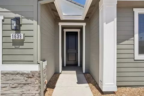 Entry Way - 1639 Hansen Ranch Rd, Olivehurst, CA 95961 photo 1 of 7