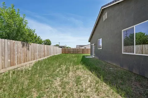 Exterior - 1639 Hansen Ranch Rd, Olivehurst, CA 95961 photo 3 of 5