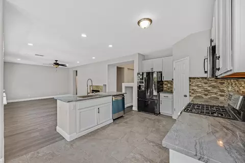 Kitchen - 2963 Rugby Ct, Tracy, CA 95377 photo 4 of 5