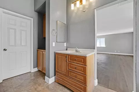 Entry Way - 2963 Rugby Ct, Tracy, CA 95377 photo 1 of 1
