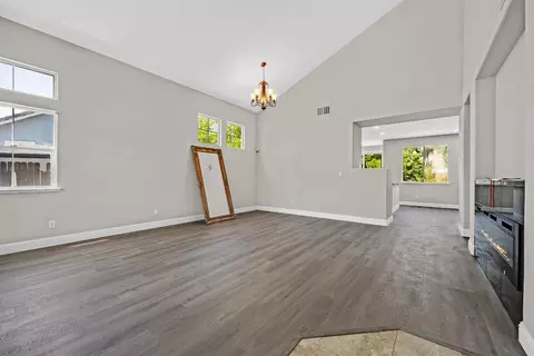 Living - 2963 Rugby Ct, Tracy, CA 95377 photo 1 of 7