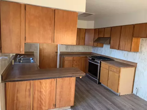Kitchen - 1620 Pierce Ave, San Leandro, CA 94577 photo 2 of 2