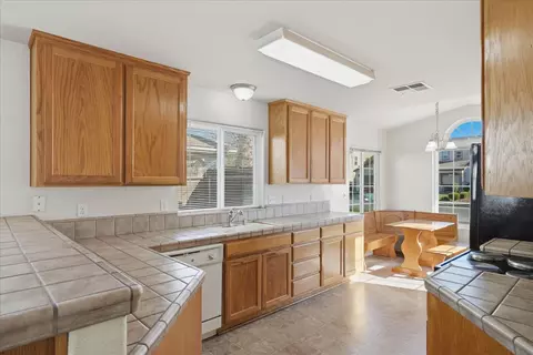 Kitchen - 988 Monterey St, Madera, CA 93637 photo 2 of 4
