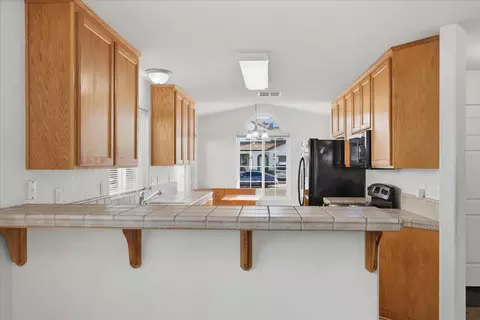 Kitchen - 988 Monterey St, Madera, CA 93637 photo 1 of 4