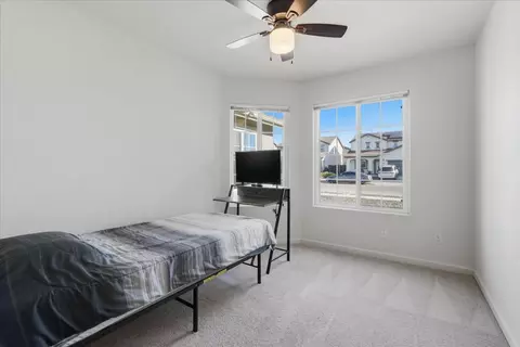 Bedroom - 988 Monterey St, Madera, CA 93637 photo 4 of 4