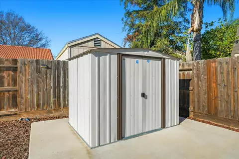 Other - 988 Monterey St, Madera, CA 93637 photo 8 of 9