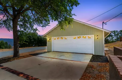 Exterior - 20230 Canyon View Rd, Jackson, CA 95642 photo 4 of 14