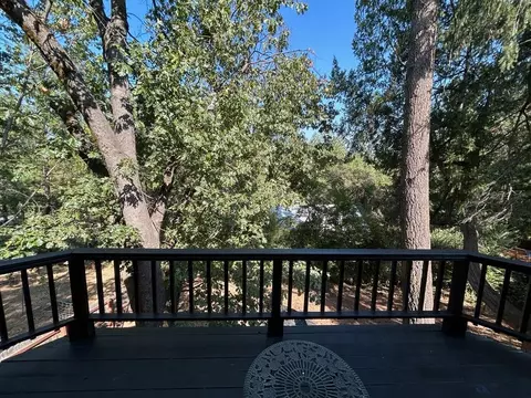 Exterior - 949 Bliss Ct, Placerville, CA 95667 photo 7 of 9