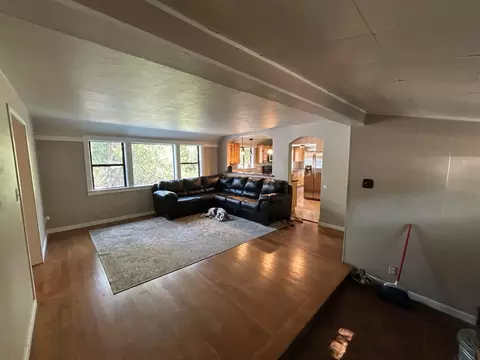 Living - 949 Bliss Ct, Placerville, CA 95667 photo 2 of 6