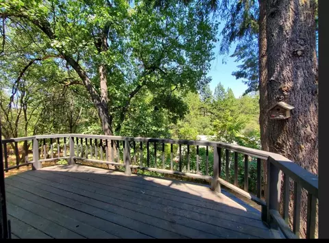 Exterior - 949 Bliss Ct, Placerville, CA 95667 photo 3 of 9