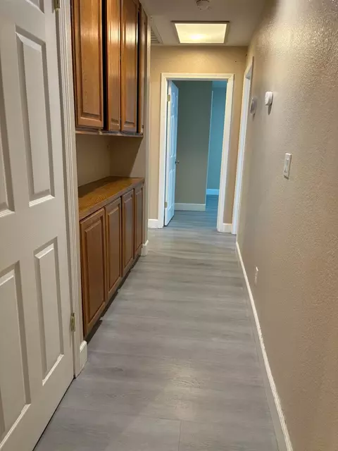 Entry Way - 4221 Waymar Ct, Carmichael, CA 95608 photo 16 of 16